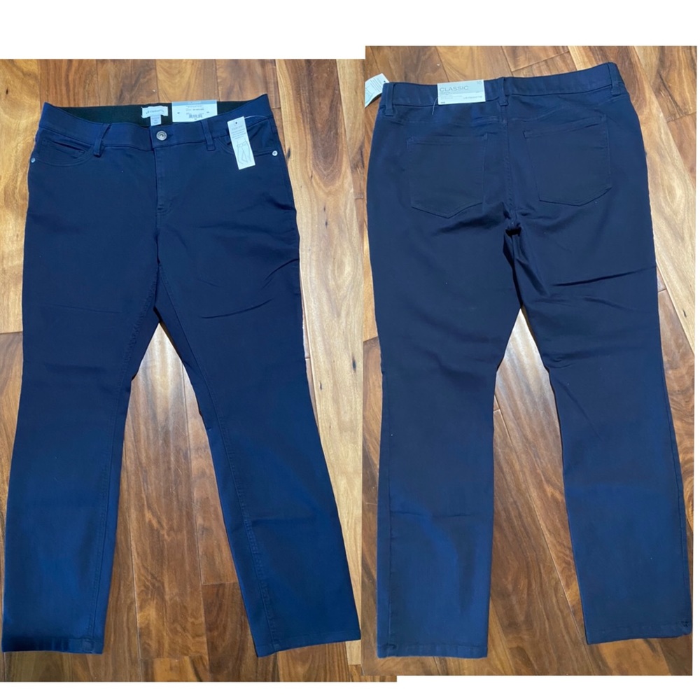 Liz Claiborne skinny size 16